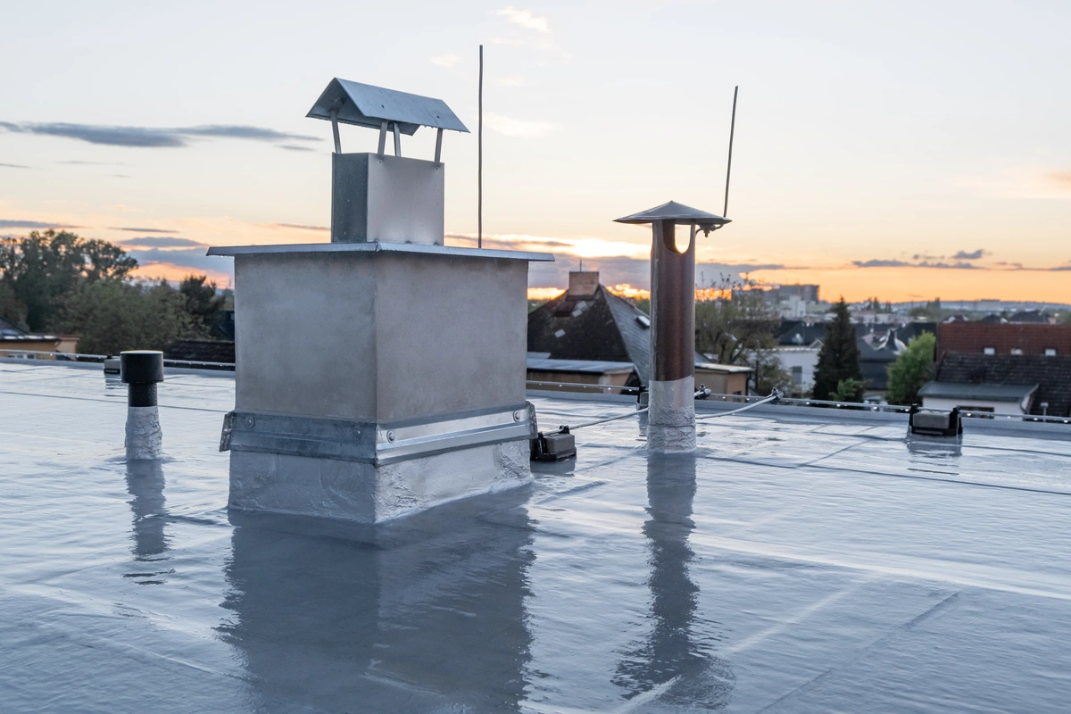 flat roof with rubber