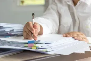 a representation of the importance of keeping track of agreements during divorce mediation