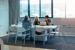 a representation of a couple keeping their negotiations civil during divorce mediation