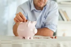 New York man saving money through divorce mediation