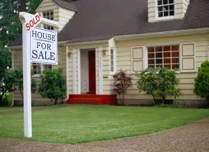 A small cape cod house for sale in divorce