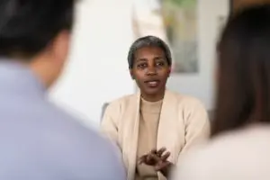 African-American New York divorce mediator getting a couple to compromise