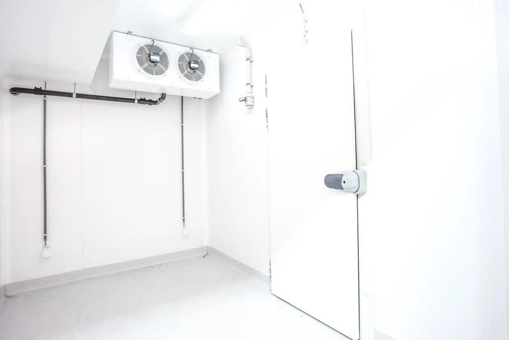 Walk in refrigerator