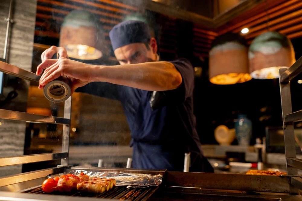 chef salts grilled fried vegetables