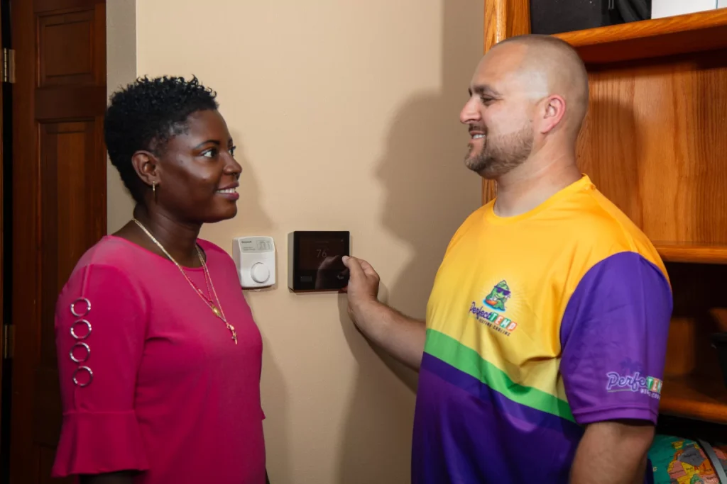 perfect temp worker and homeowner talking