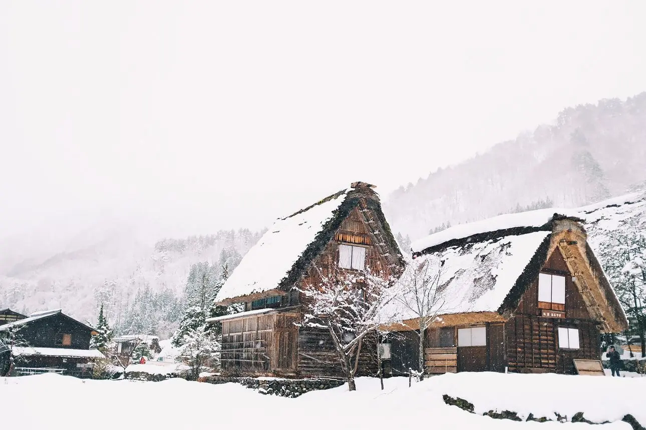 roof in winter
