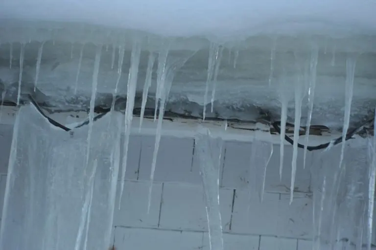ice dam