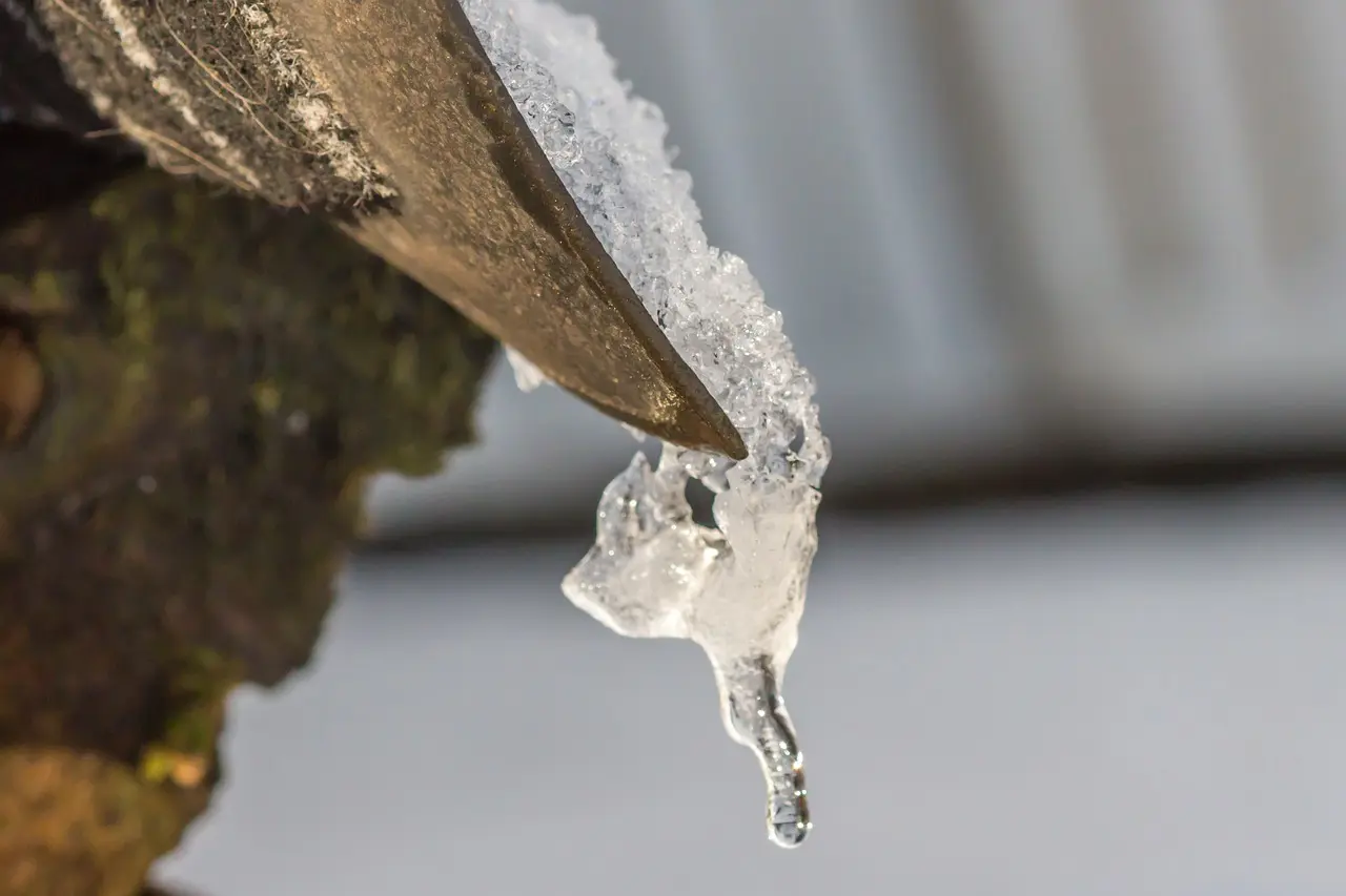 ice dam removal costs canada