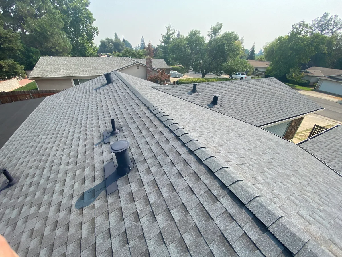 Light grey architectural shingles