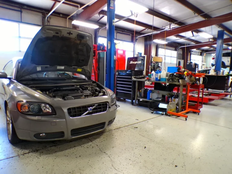 Nashville Auto Repair - Import Specialty Service 9 Volvo 5 1920w
