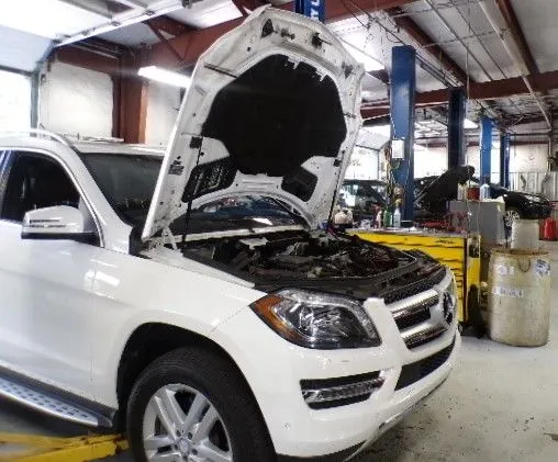 Nashville Auto Repair - Import Specialty Service 4 mercedes AC repair nashville