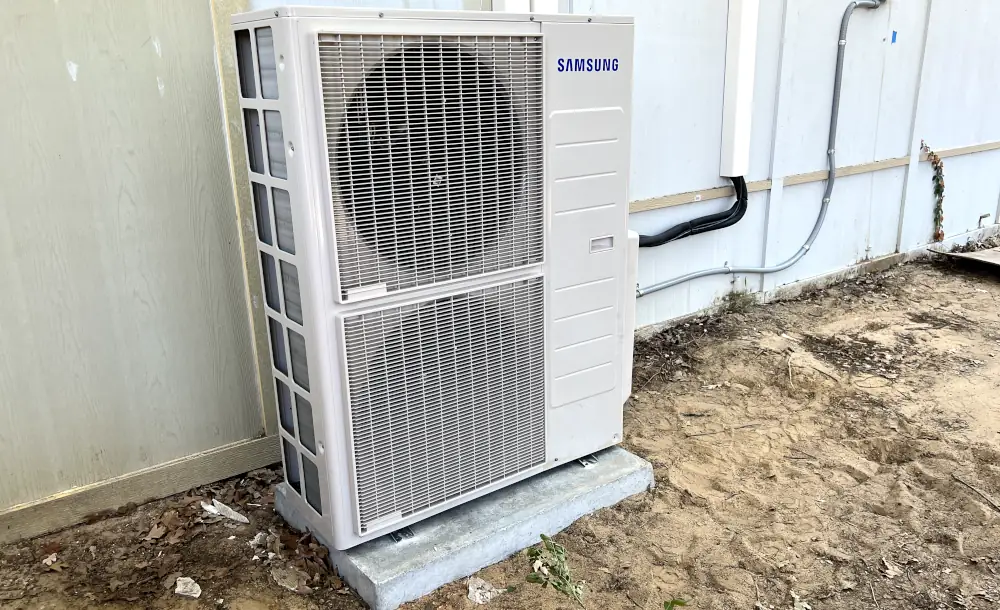 Heat Pump Installation in Aledo: A Sustainable Heating Solution - Picture of a heat pump
