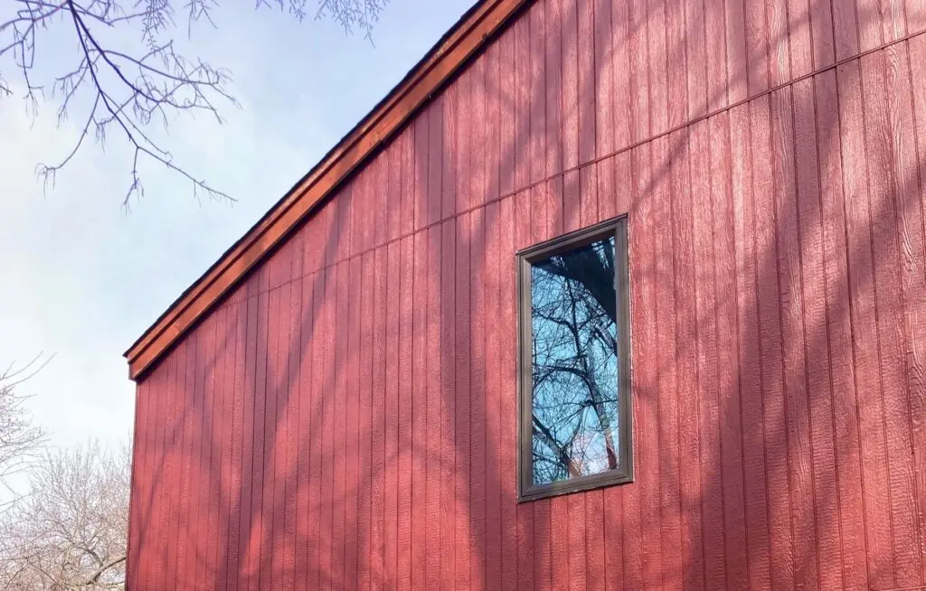 Red siding