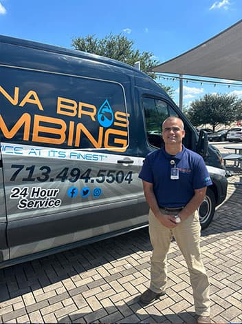 Networking With Another Business Owner At Benjamin Franklin