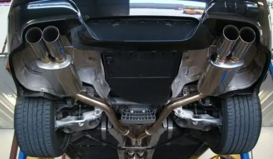 custom-exhaust-BMW-Performance-655×491 custom-exhaust-BMW-Performance-655x491