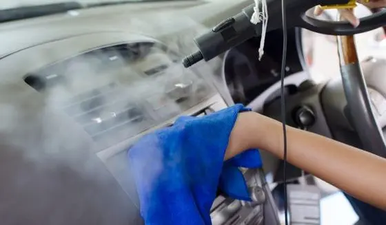 canva-cleaning-of-car-air-conditioner-MAFMWjLY-n8