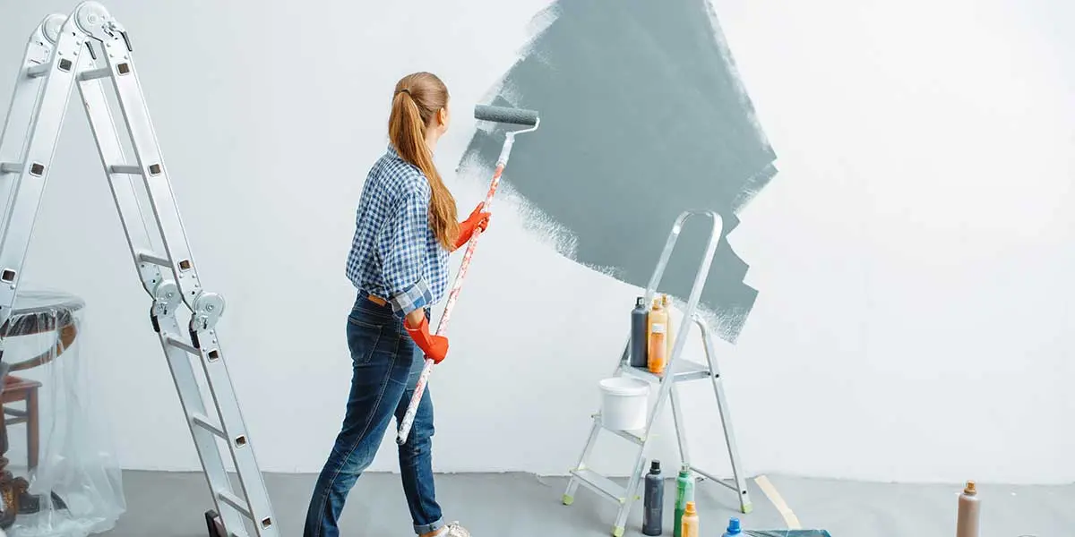 how long does it take to paint a house