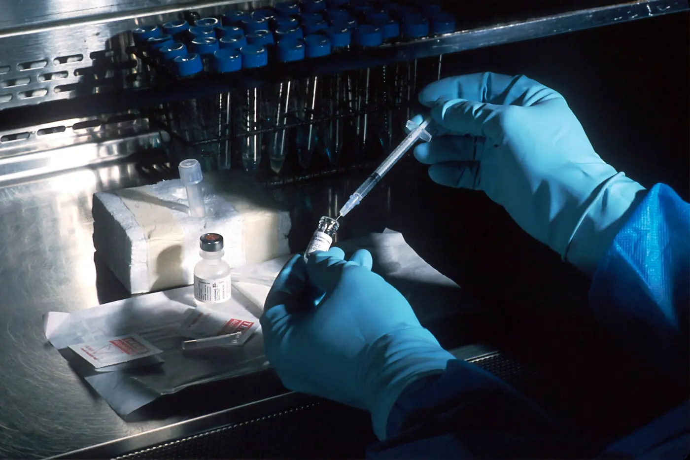 tp-lab-gloves