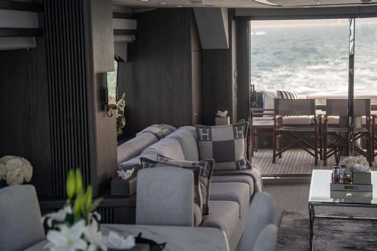 Sunseeker 82 Yacht saloon looking aft to the cockpit doors