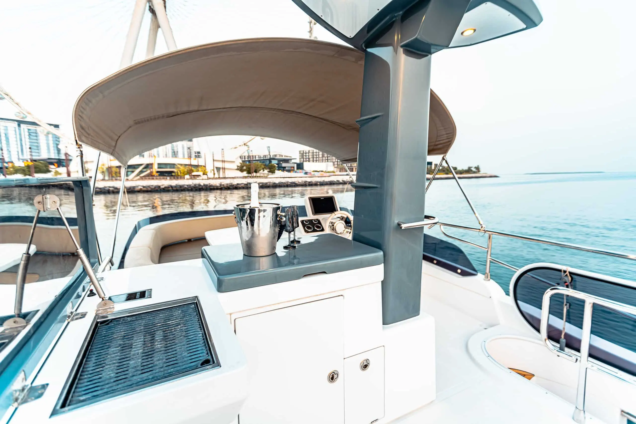 Azimut 50 Migueria yacht flybridge helm controls
