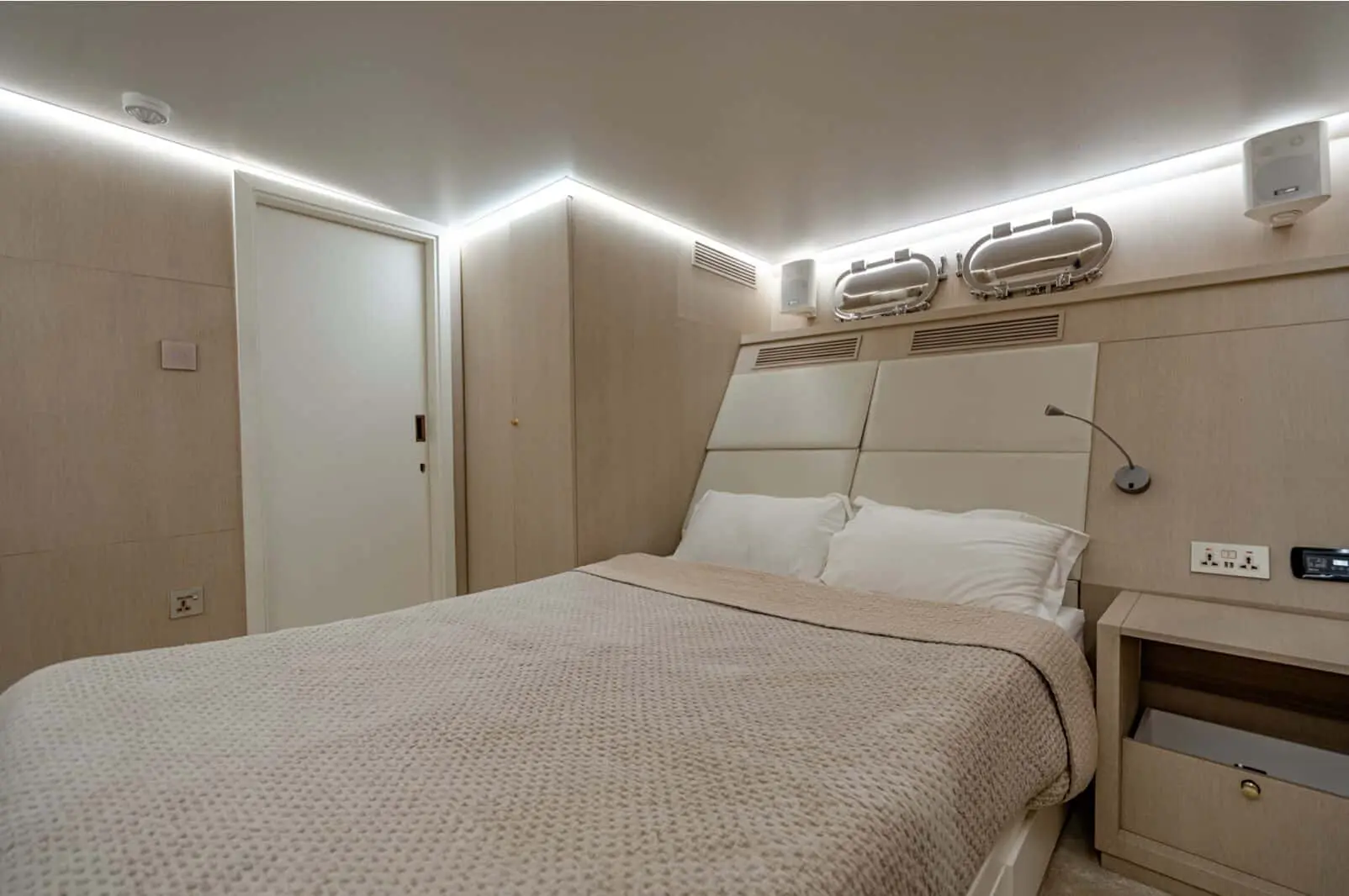 Elegant double cabin with ambient lighting on Finesse yacht Dubai