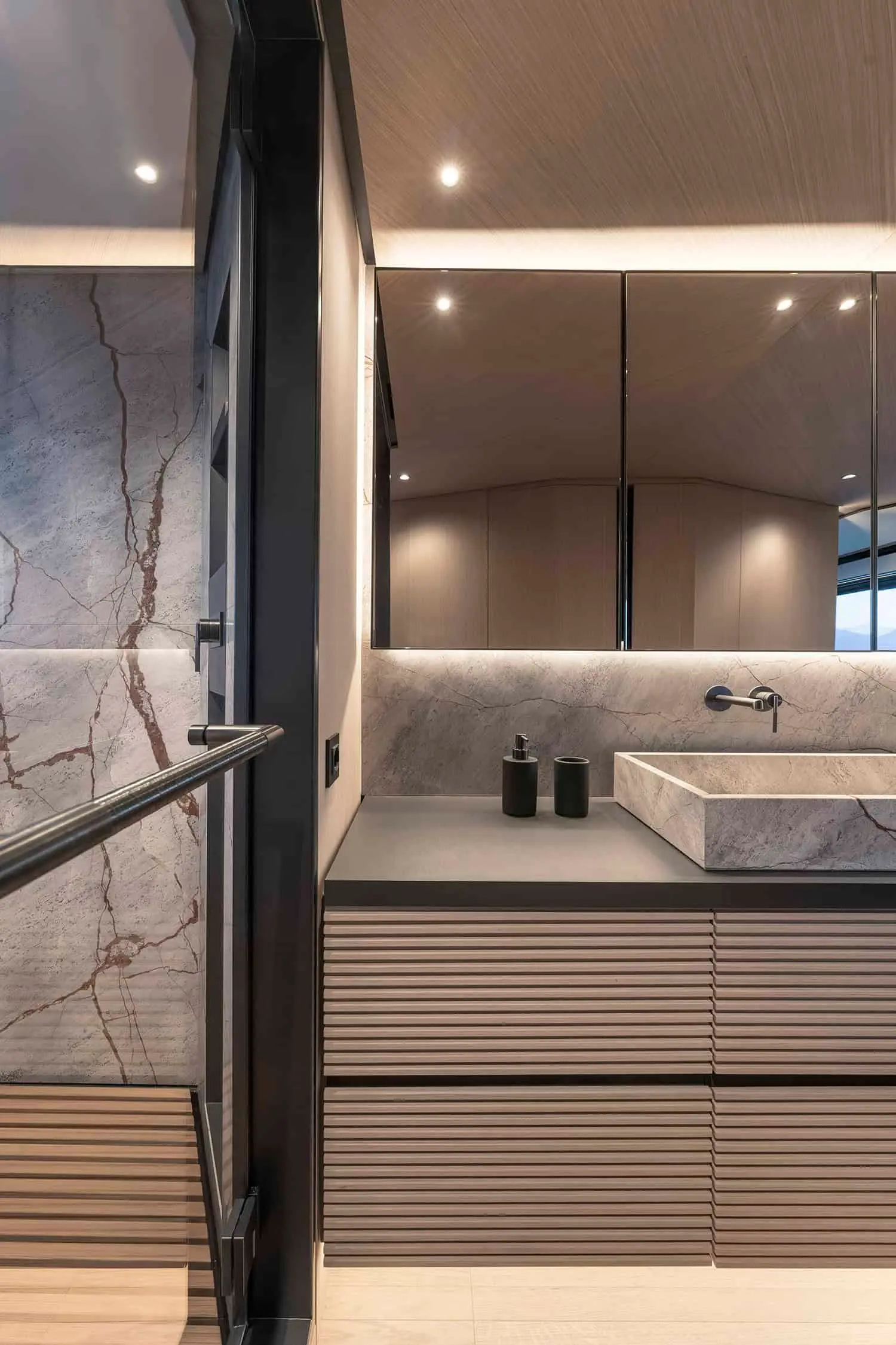 Azimut Grande 36M owner bathroom with marble vanity, shipyard photo