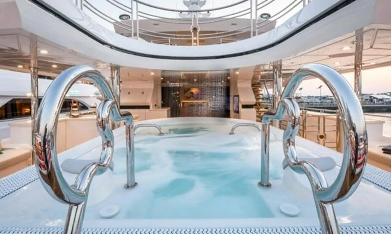 Majesty 155 sundeck jacuzzi detail, broker photo