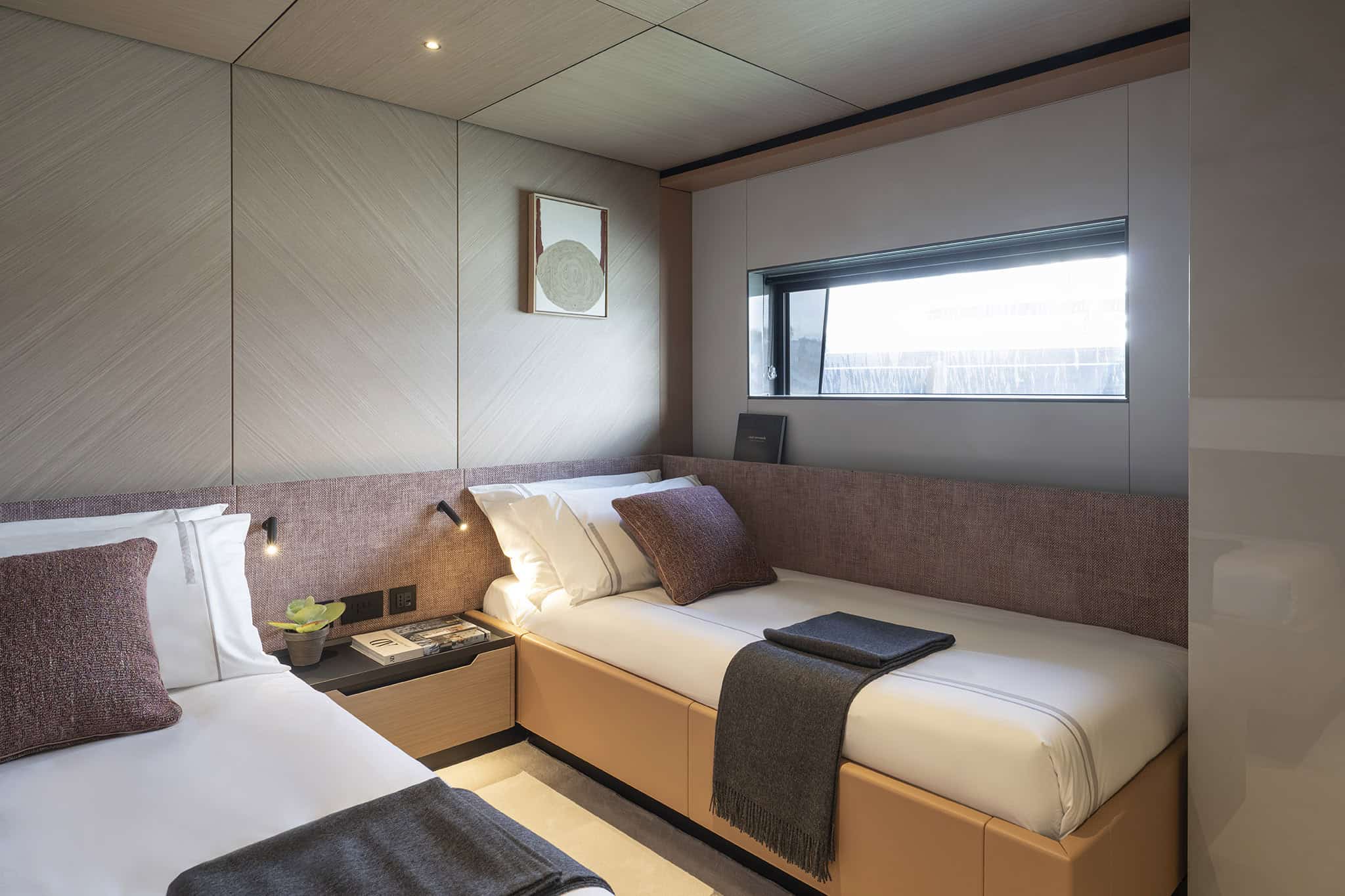 Azimut Grande 36M guest cabin with lounge berth, shipyard photo