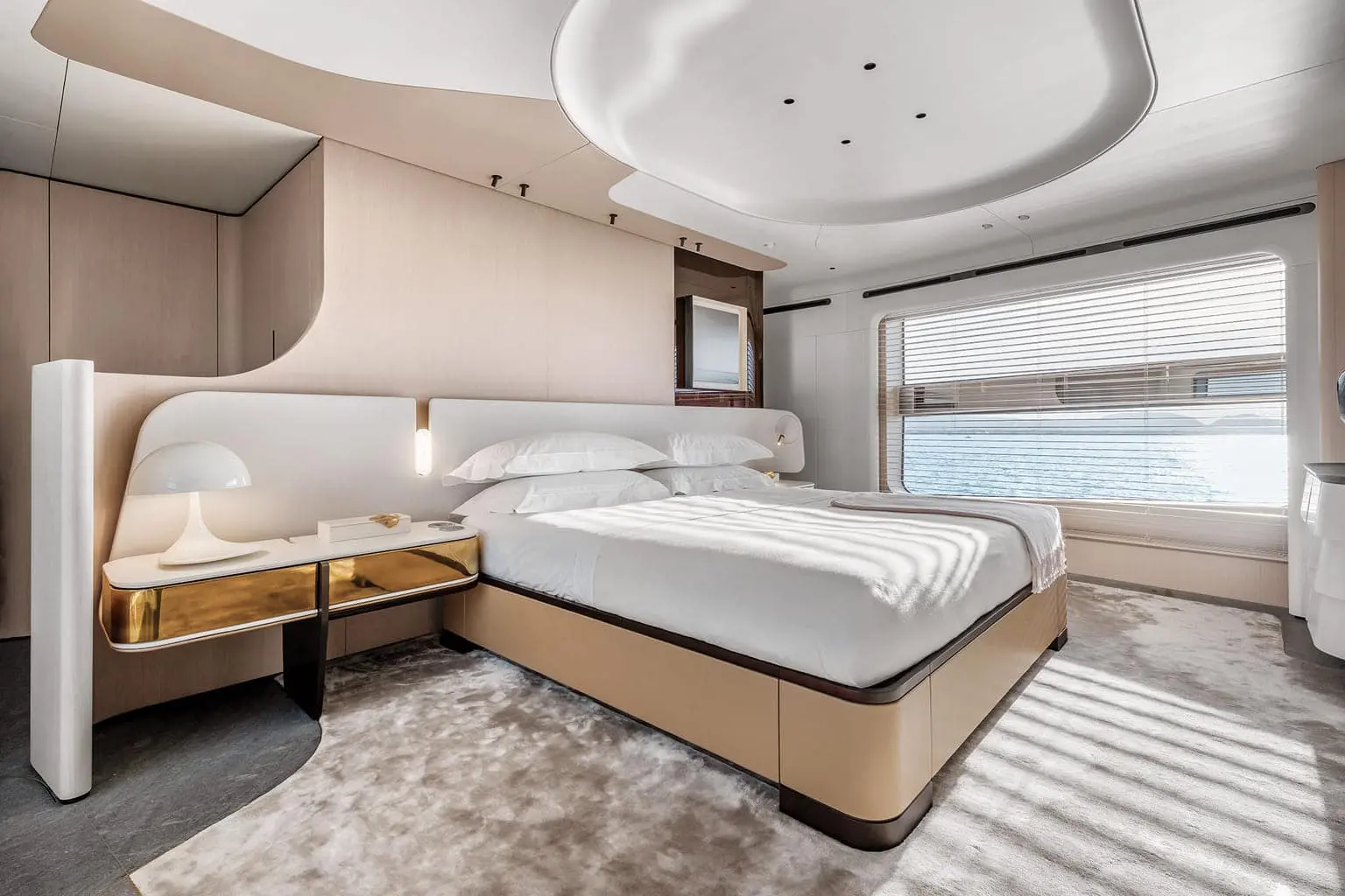 Grande Trideck full-beam master suite forward, shipyard photo