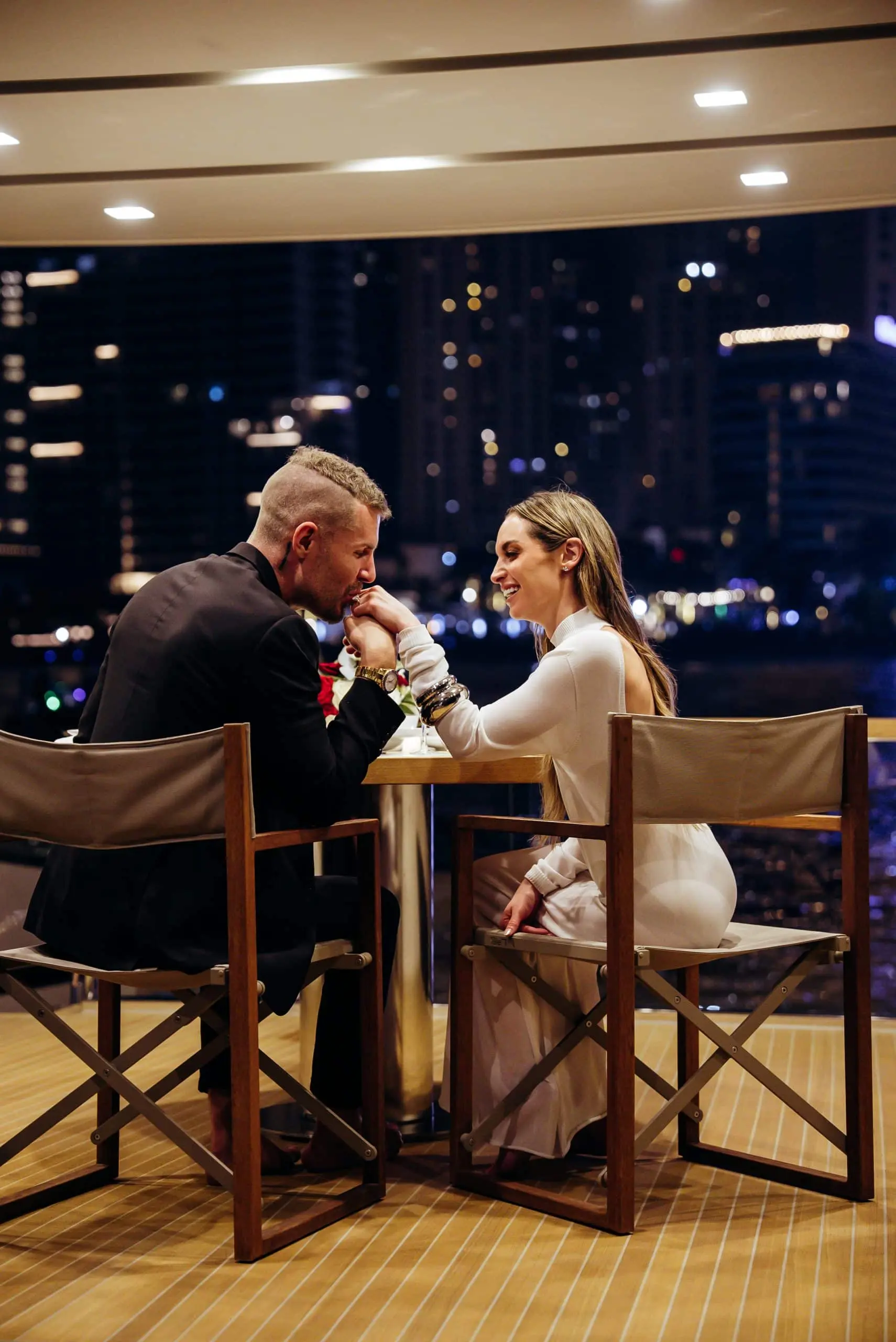 What Is the Most Romantic Dinner Experience in Dubai?