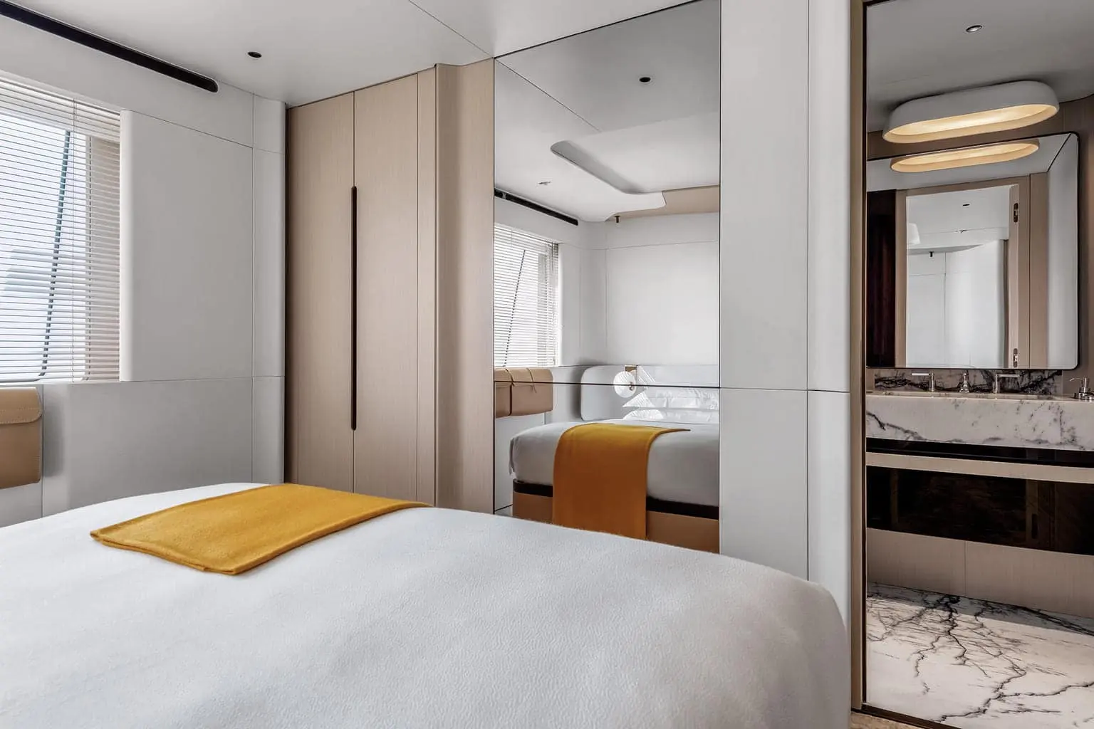 Grande Trideck guest cabin with double berth, shipyard photo