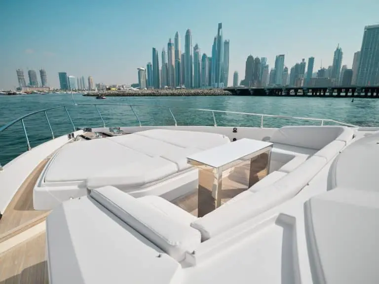 Exploring Dubai by Yacht: Is It Worth It? Everything You Need to Know Before You Book