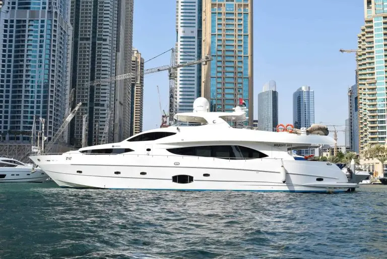 Closing business deals on a yacht in Dubai