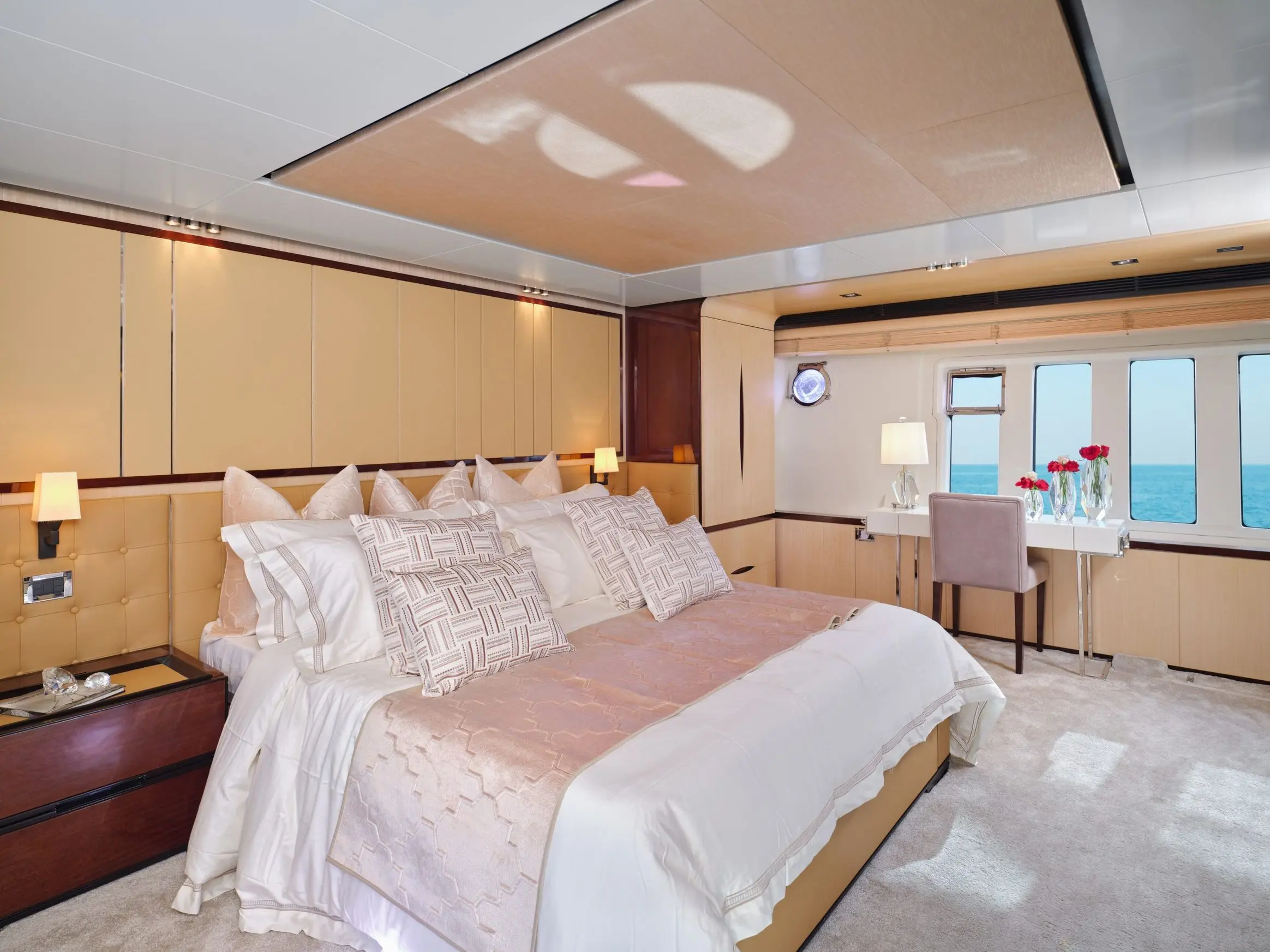Master suite bedroom aboard Azimut 88 yacht