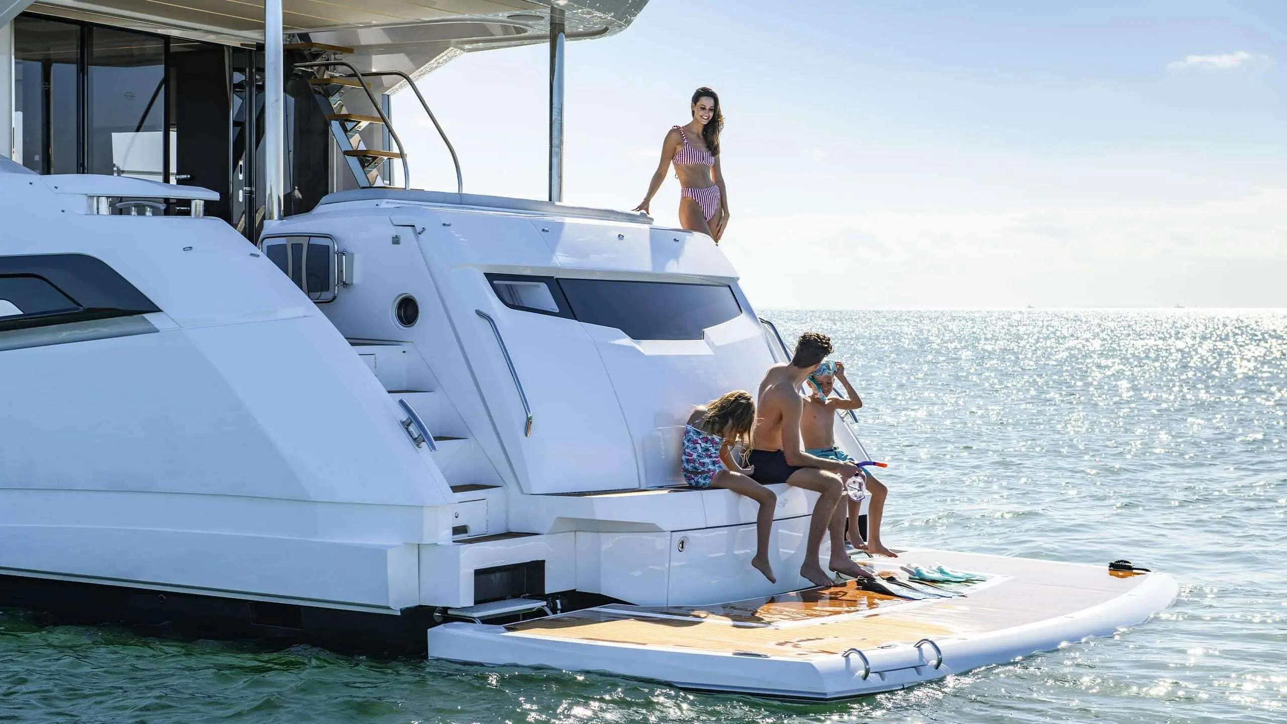 Sunseeker Manhattan 68 beach club at water level — shipyard photo