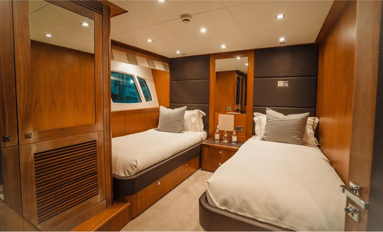 Sunseeker 40M second twin guest cabin with padded wall panels