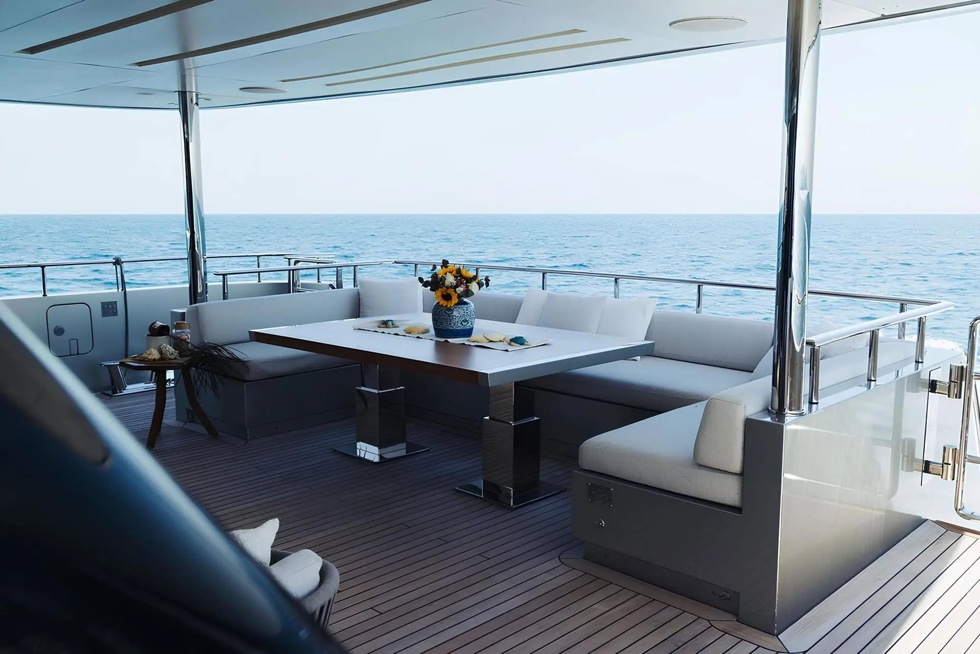 Sanlorenzo 40 Alloy shaded upper deck lounge and low table