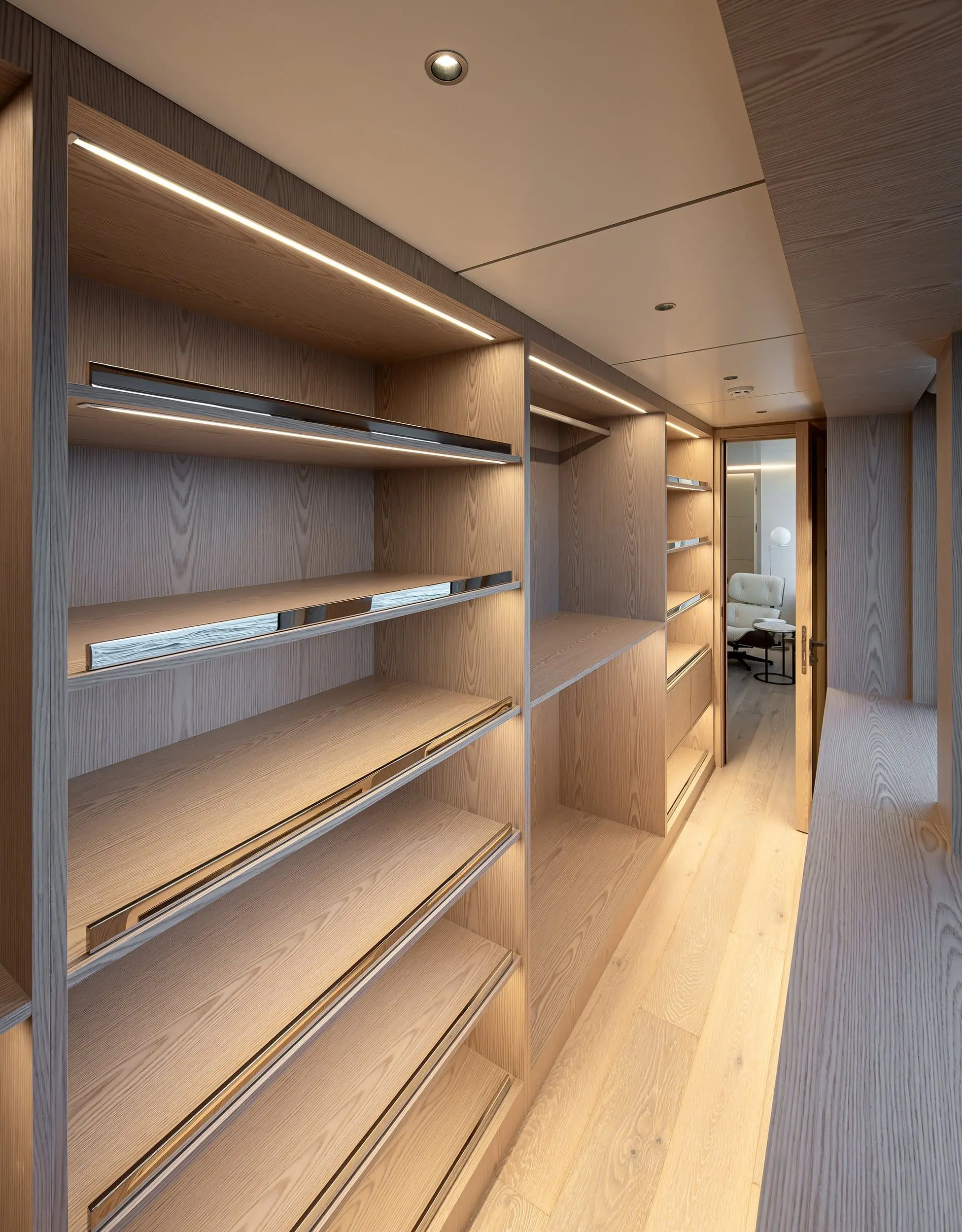 Numarine 40MXP walk-in wardrobe with backlit shelving