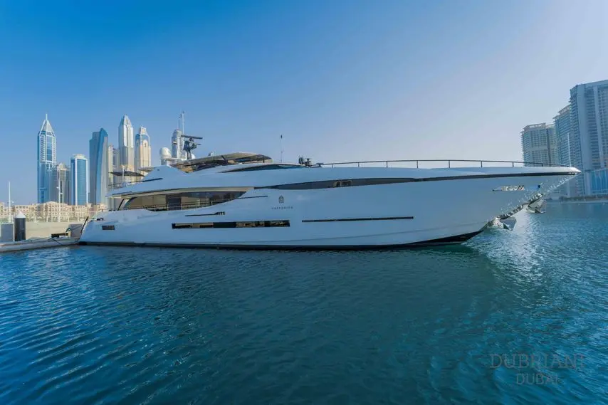 The Ultimate Guide to Embracing the Luxury Yacht Lifestyle