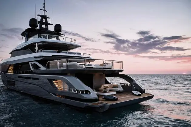 Grande Trideck stern view at dusk, Azimut shipyard photo