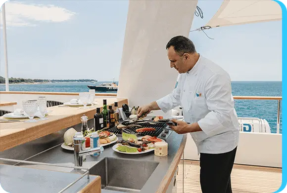 Private Culinary Artistry Aboard a Yacht in Dubai: Embrace the Opulence of Dining at Sea