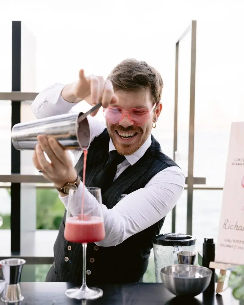Yacht Bartenders