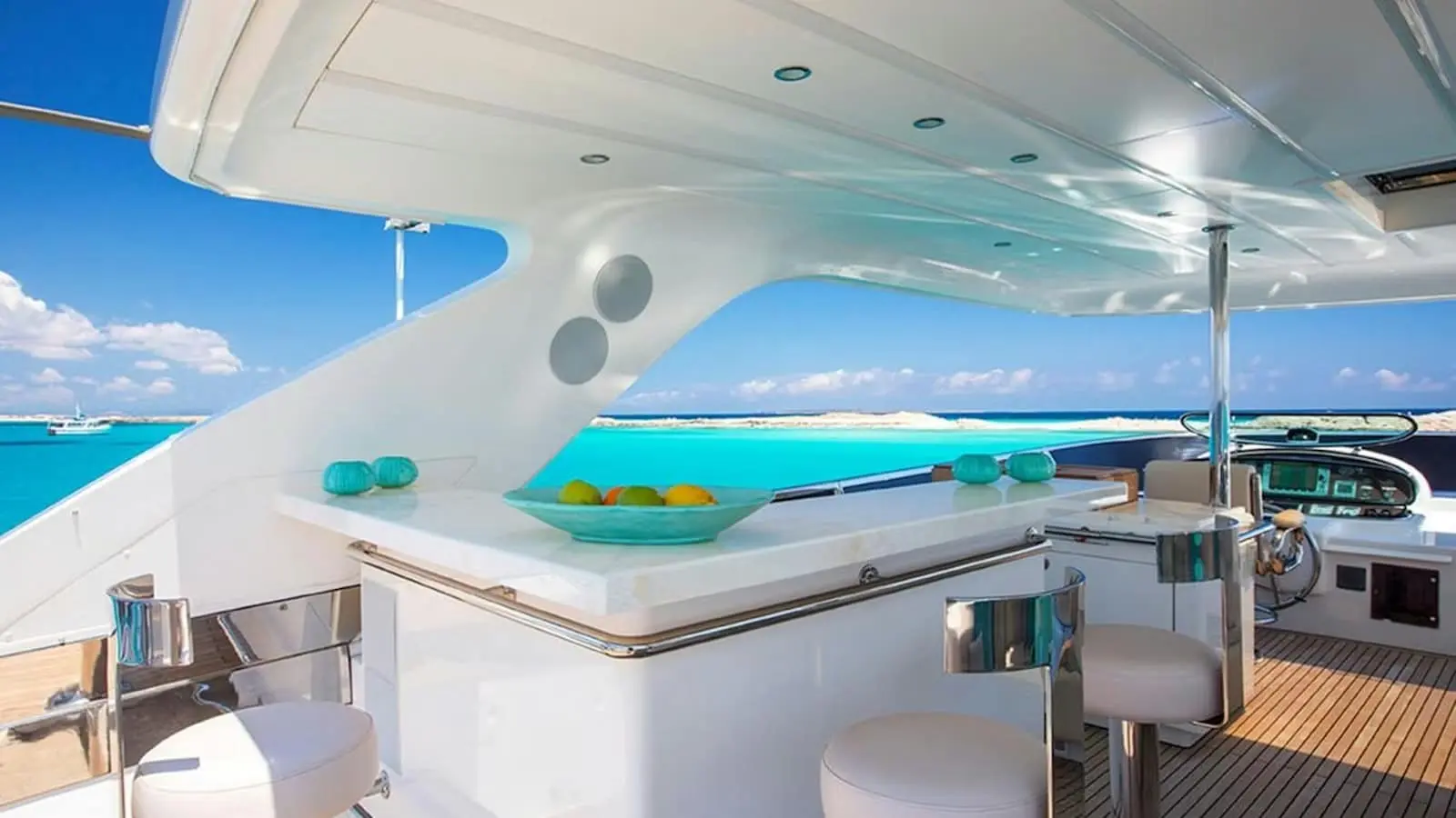 Zeta 100 yacht aft deck seating with teak flooring in Dubai