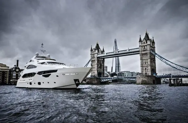 Sunseeker 40M bow three-quarter view on the water — shipyard photo