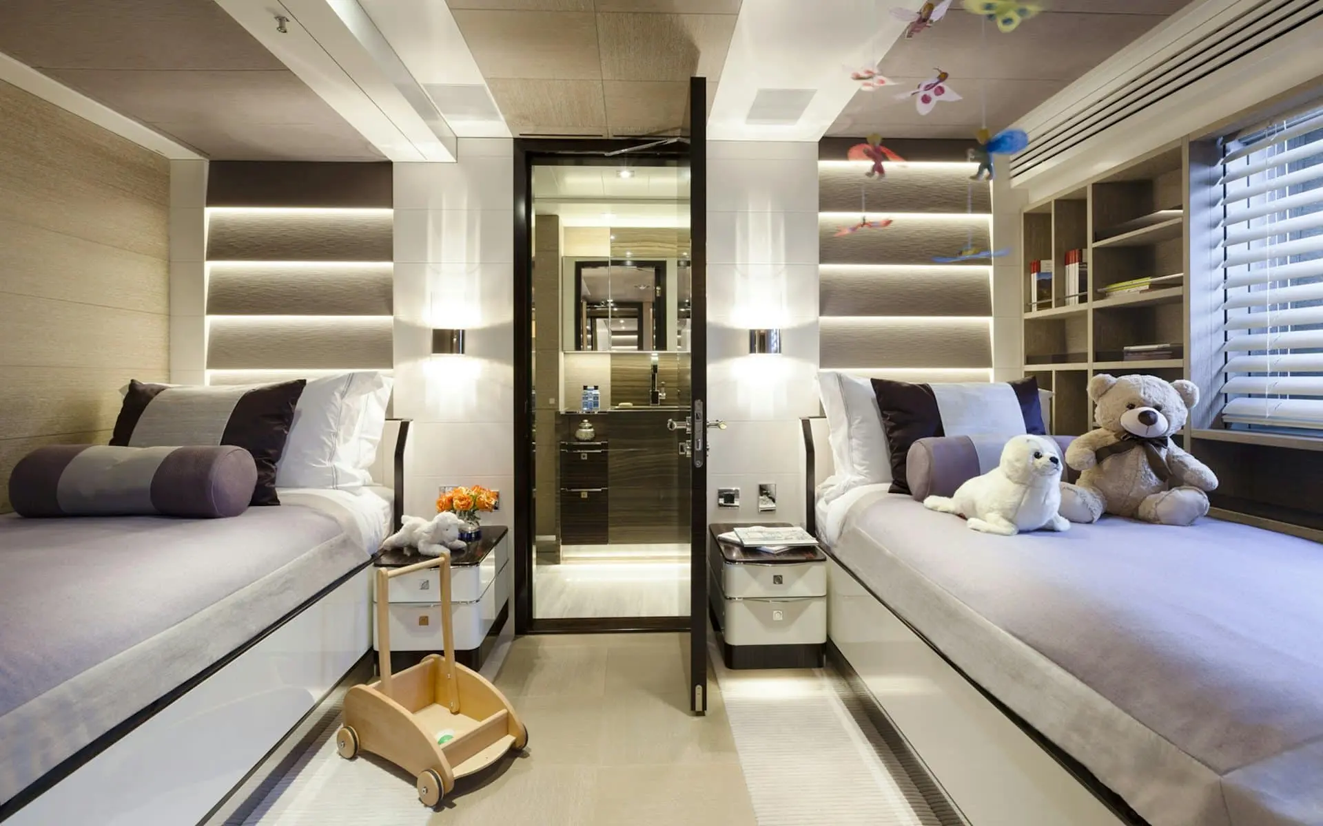 Luxury yacht interior bedroom on Sofiya 153
