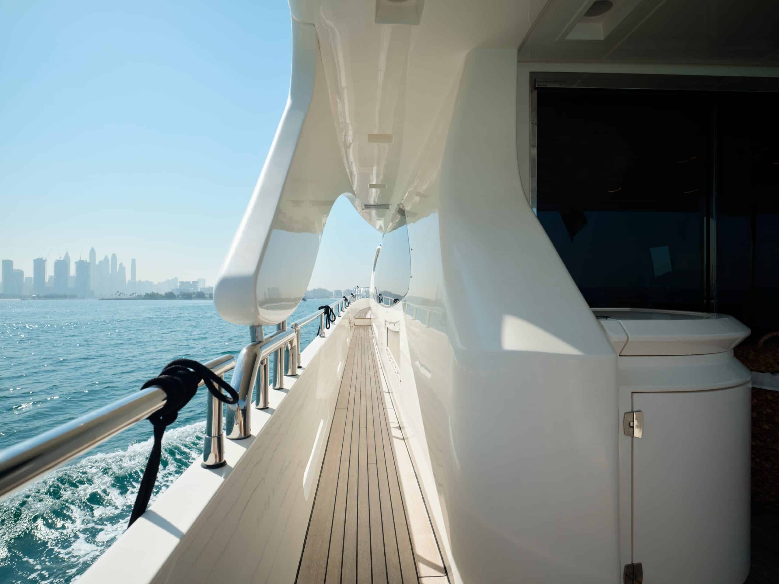 Side walkway deck of Azimut 88 yacht
