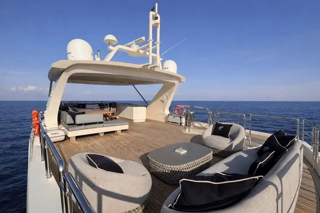 Azimut 88 flybridge lounge and radar arch, wide aft view
