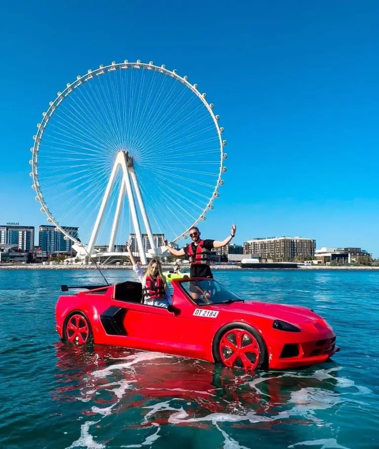Yacht Rental and Jet Car: The Ultimate Dubai Experience