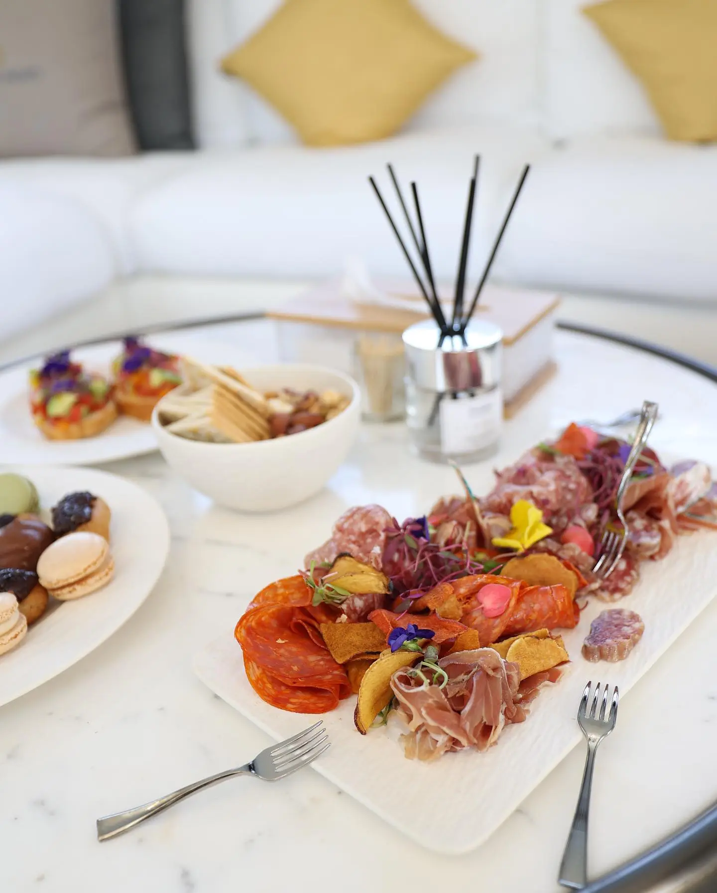 aesthetic fine dining setup