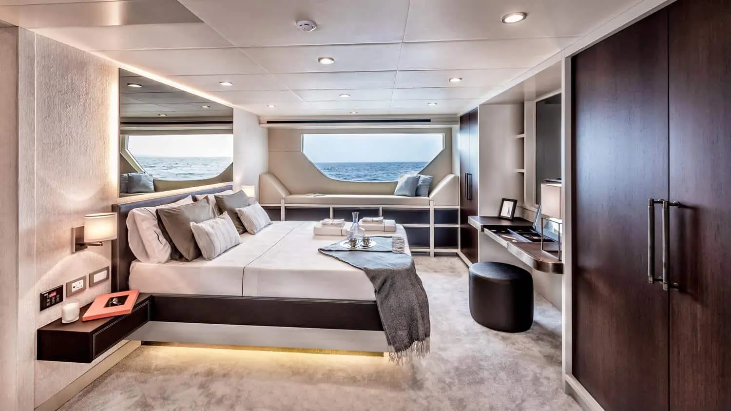 Master cabin bedroom on Dolce Vita luxury yacht